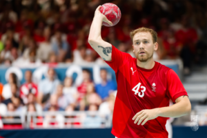https://handnews.fr/wp-content/uploads/2024/08/Simon-Pytlick-Danemark-credits-IHF-300x200.png