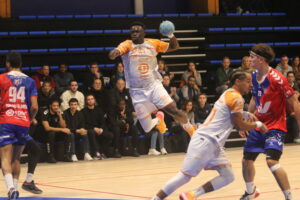 https://handnews.fr/wp-content/uploads/2025/02/Lassana-Toure1-US-Saintes-credits-Vanessa-Broussier-300x200.jpg