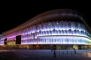 https://handnews.fr/wp-content/uploads/2025/09/Eccelectro-illumine-luarena-de-Paris-300x200.jpg