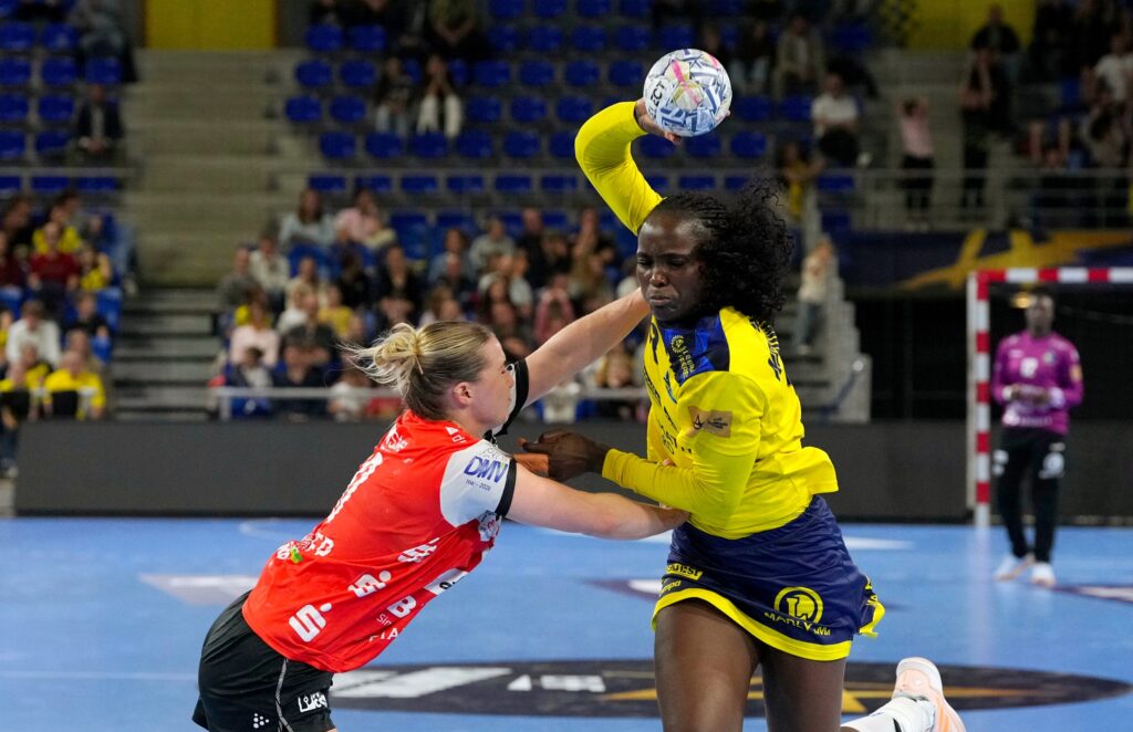 Betchaïdelle Ngombele (Metz Handball) – Crédit Photo : Dell’Aiera Michel